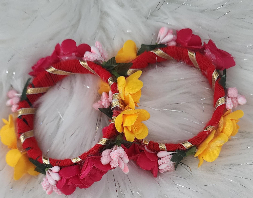 Floral Haldi Mehandi Jewelry Set: Necklace, Earrings, Maang Tikka & Hand Gajra