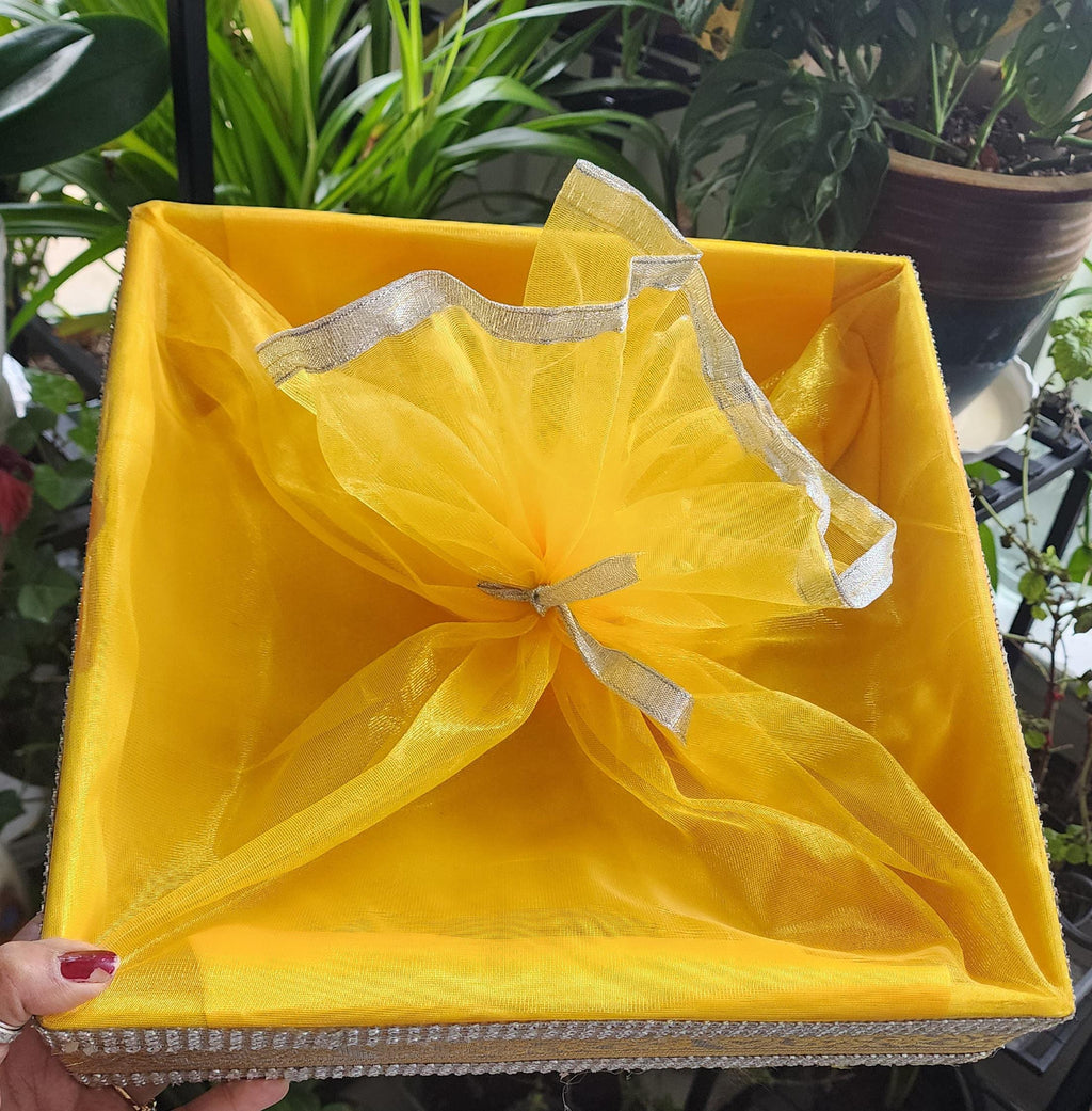 Handmade Decorative Gift Basket: Wedding, Anniversary, Return Gift.
