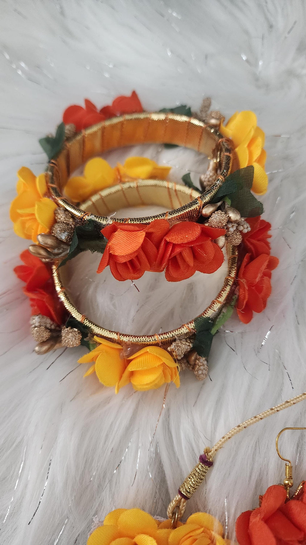 Floral Haldi Mehandi Jewelry Set: Necklace, Earrings, Maang Tikka & Hand Gajra