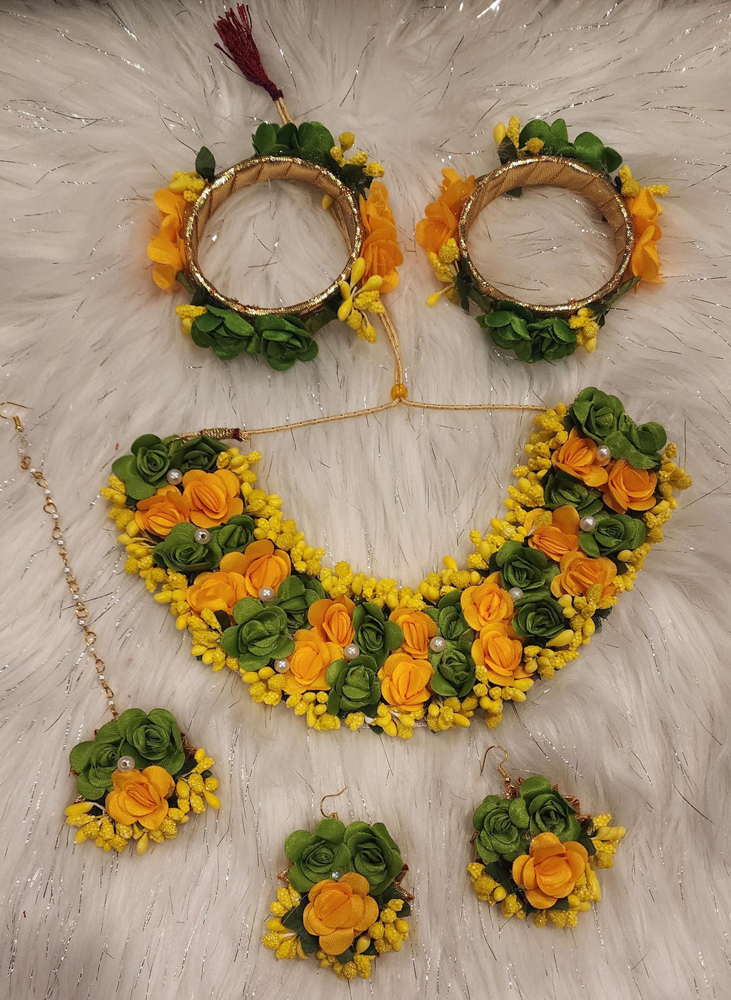 Floral Haldi Mehandi Jewelry Set: Indian Wedding Necklace, Earrings, Maang Tikka, Gajra