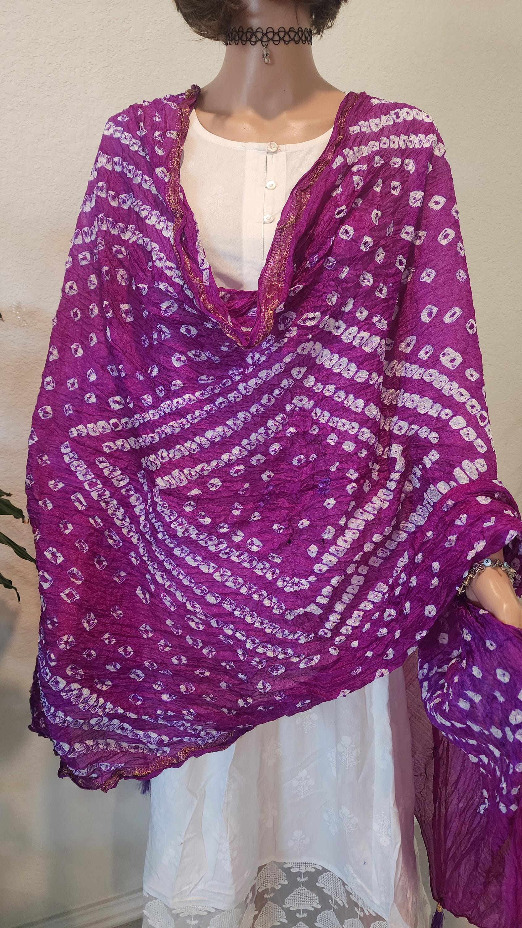 Bandhani Dupatta: Rajasthani Tie Dye Scarf with Tassels