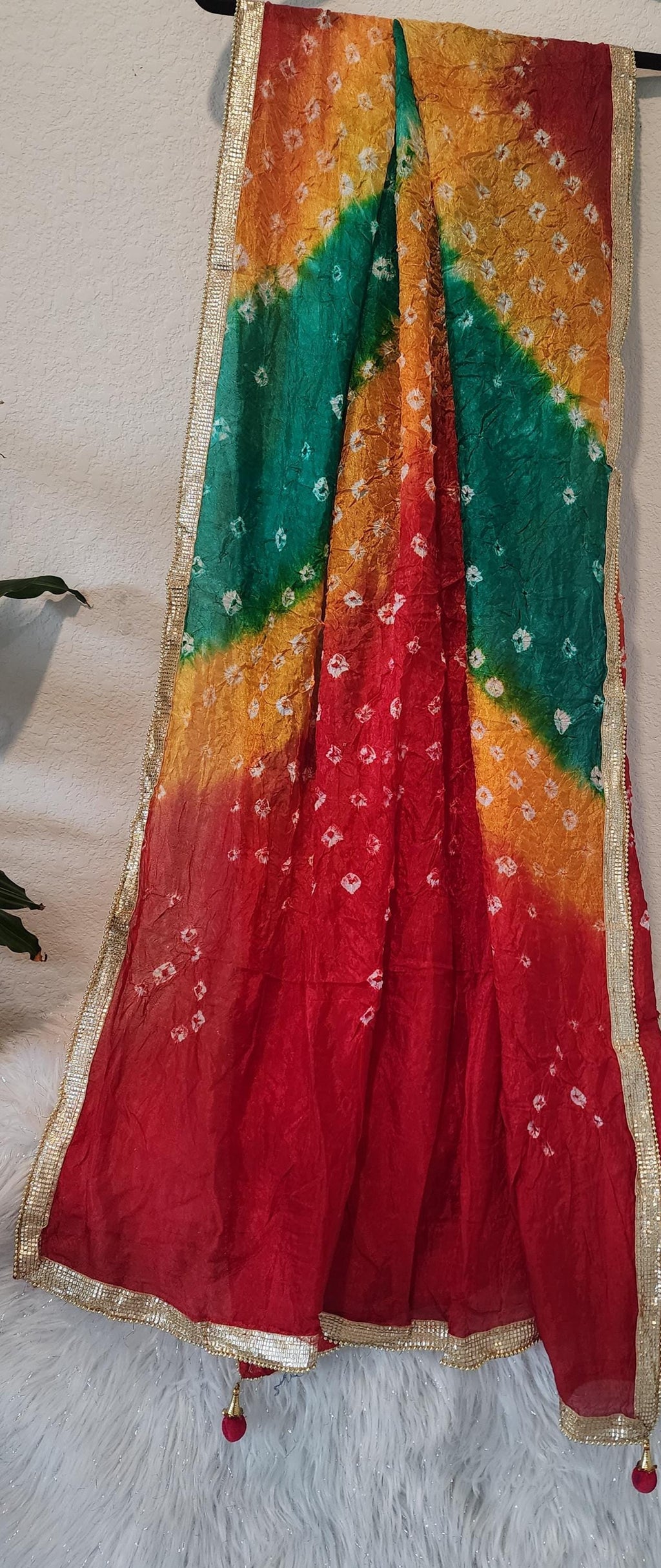 Bandhej Art Silk Dupatta: Rajasthani Golden Lace Scarf - Haldi, Mehendi, Pooja