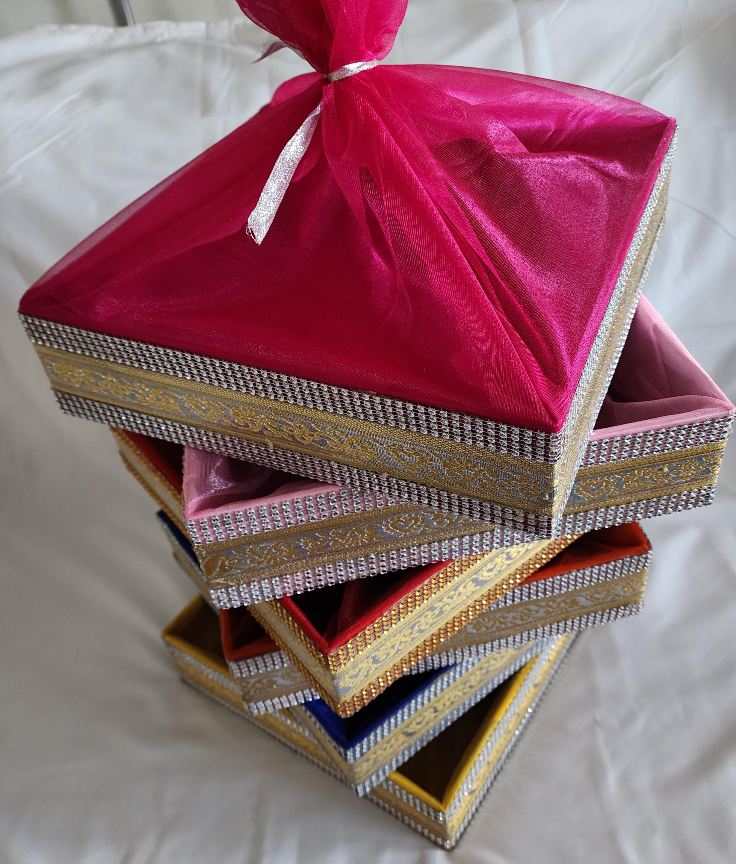 Handmade Decorative Gift Basket: Wedding, Anniversary, Return Gift.
