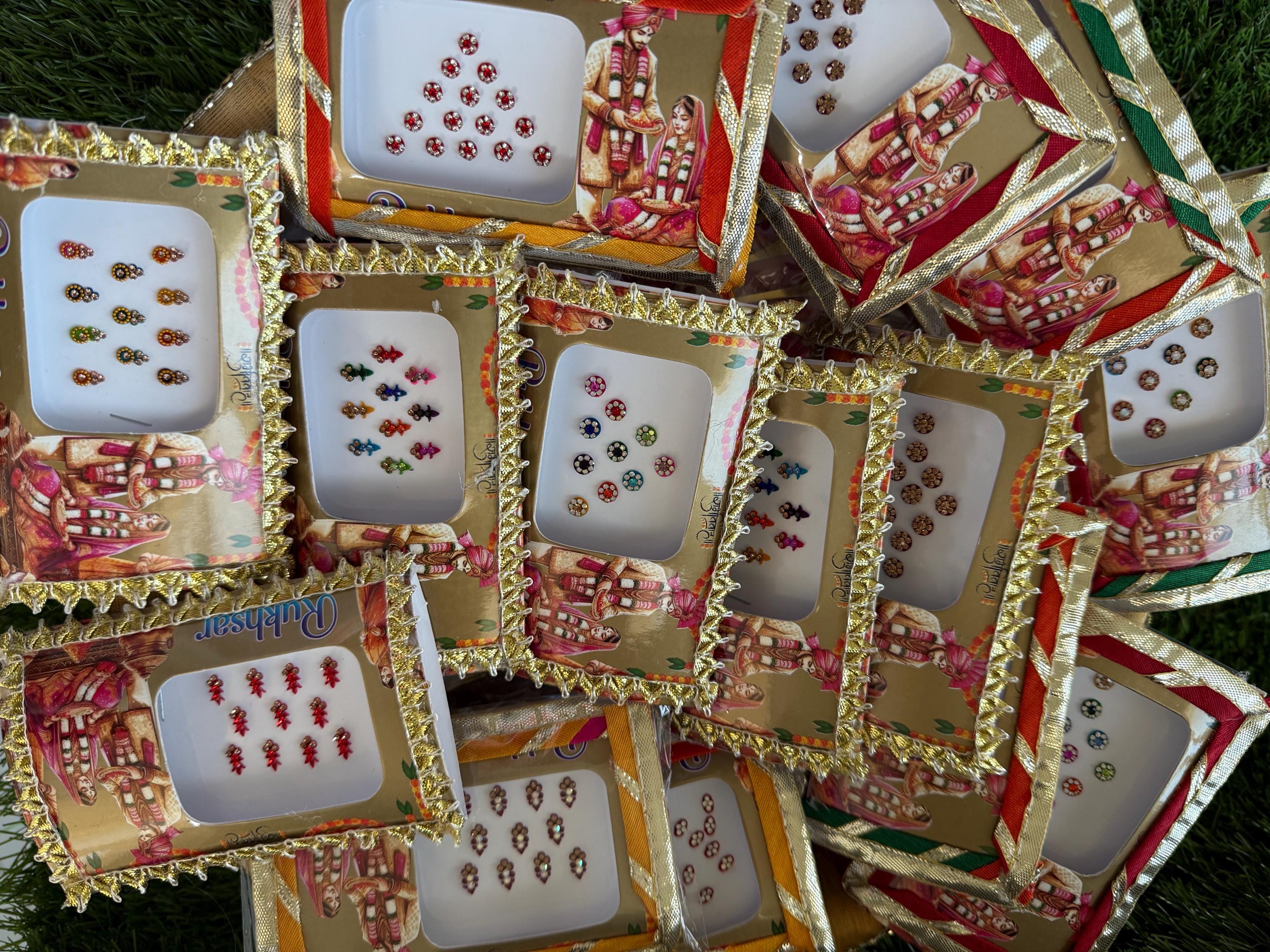Decorative Bindi Card, Indian Wedding Favor, Shagun Gift