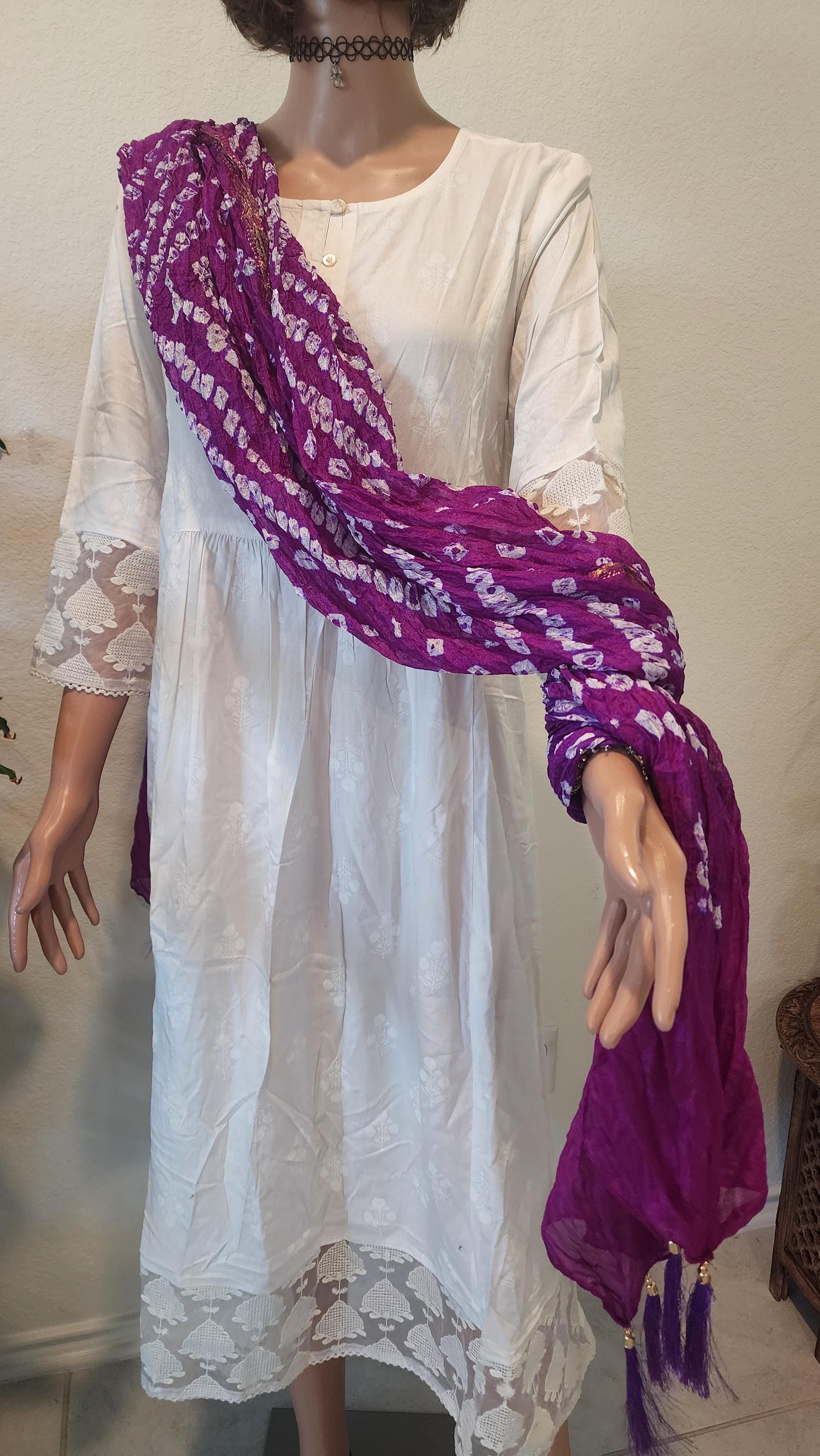 Bandhani Dupatta: Rajasthani Tie Dye Scarf with Tassels