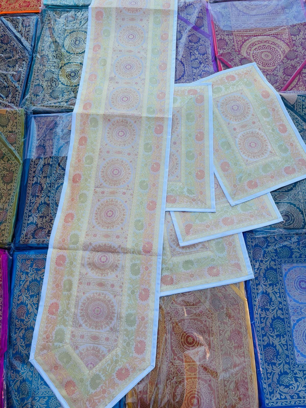 Banarsi Brocade Dining Table Runner Set: Jacquard Silk, Luxury Decor