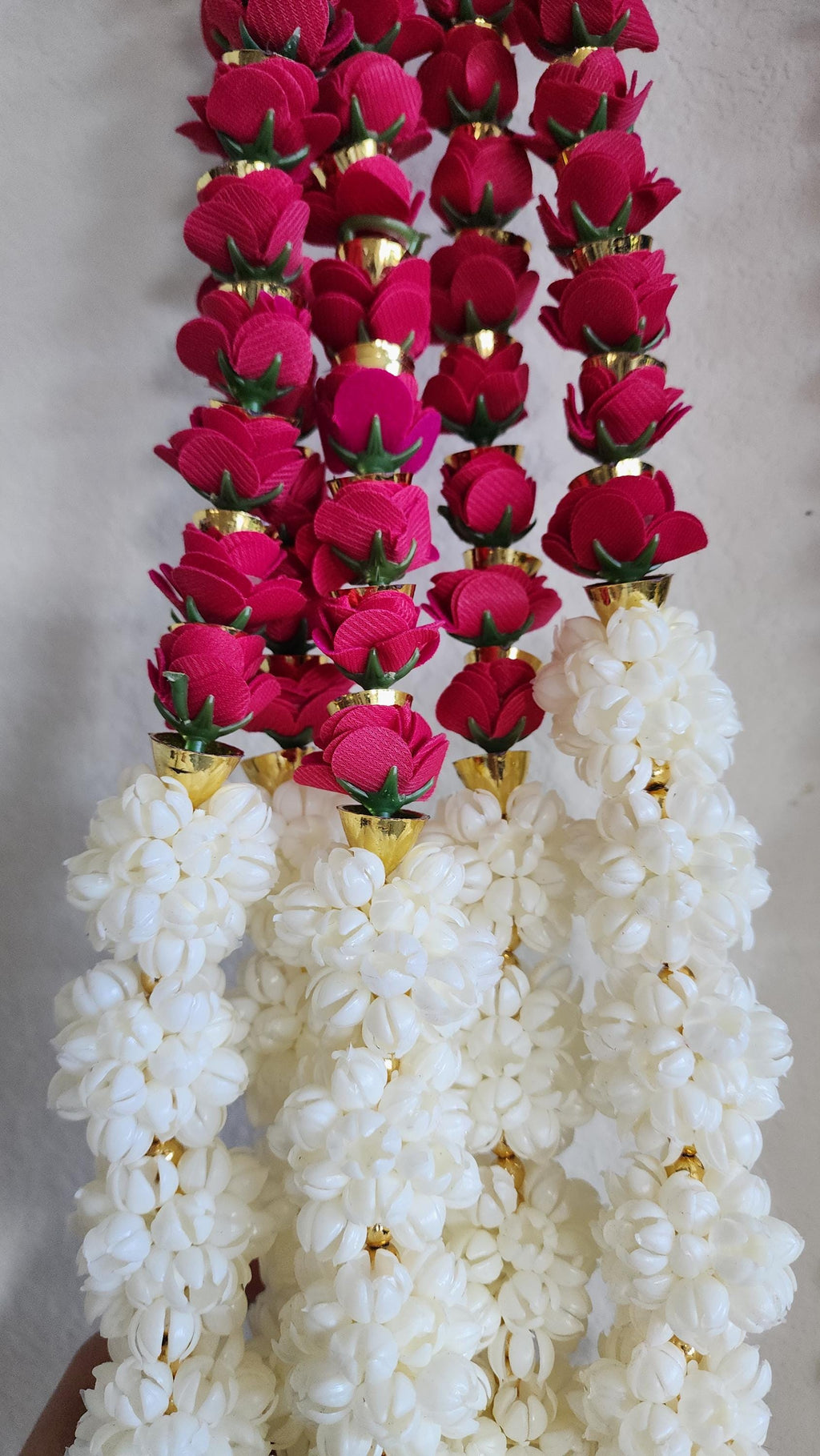 Mogra Bell Garland: White & Gold Fluffy String, Haldi Mehndi Decor (Pack of 5)