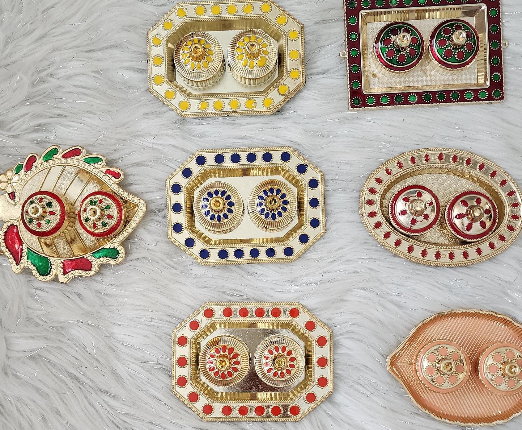 Haldi Kumkum Decorative Plates: Vermilion Holder Pooja Thali, Mehndi Decoration.