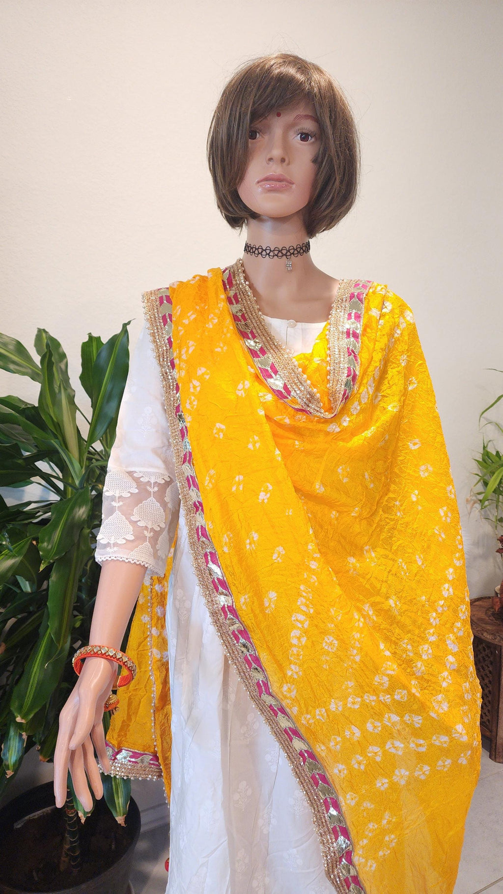 Bandhej Dupatta with Moti Lace: Rajasthani Wedding Favor, Assorted Colors