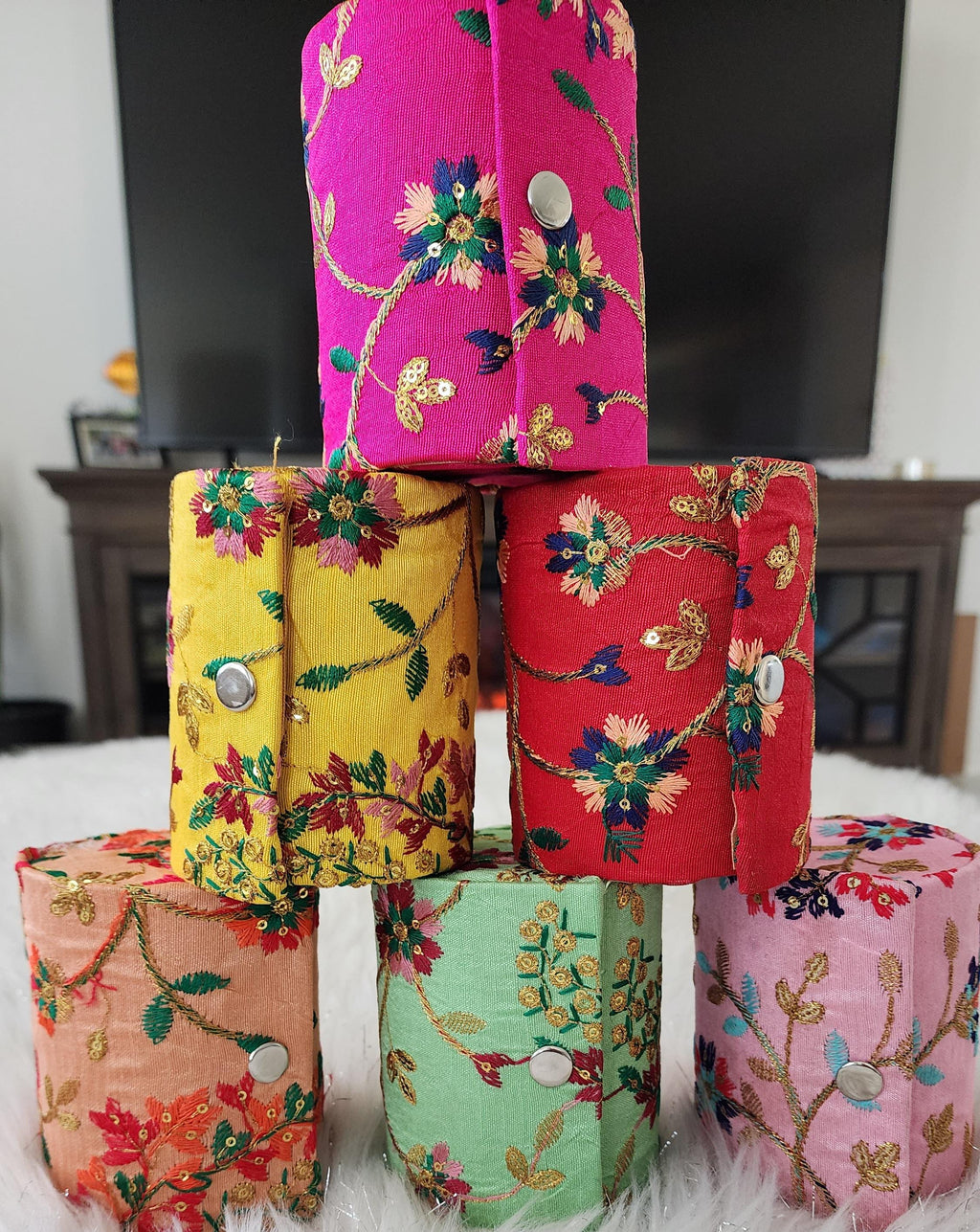 Handcrafted Embroidered Bangle Box: Indian Wedding Favor, Diwali Gift