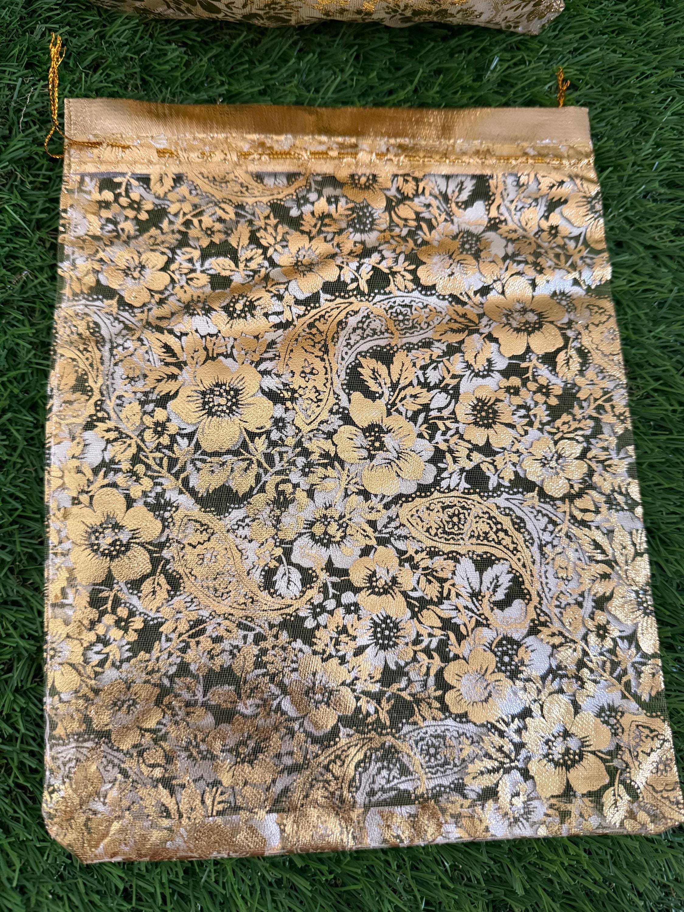 Embellished Organza Favor Bag: Handcrafted Potli with Drawstring