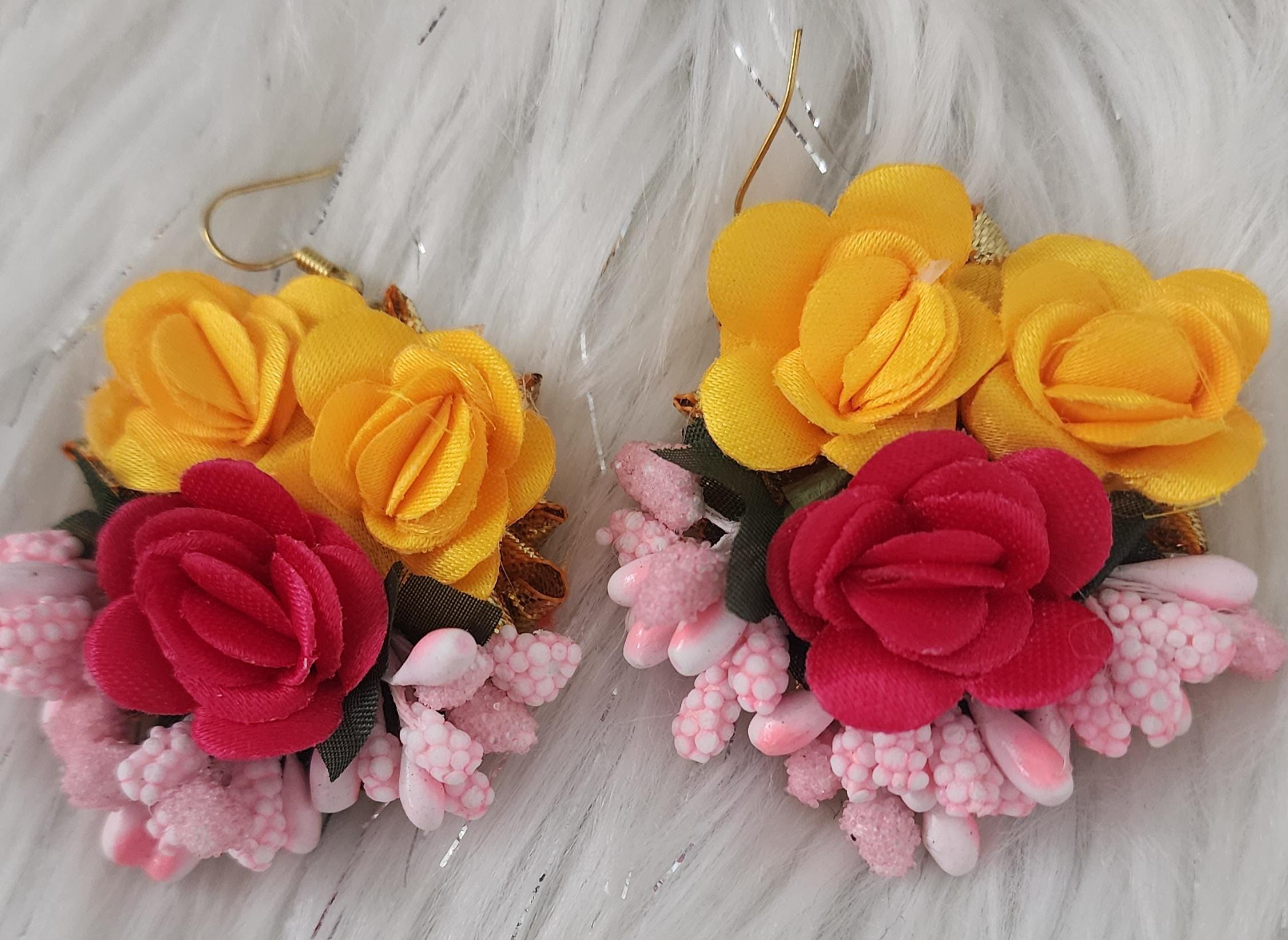 Floral Haldi Mehandi Jewelry Set: Necklace, Earrings, Maang Tikka & Hand Gajra