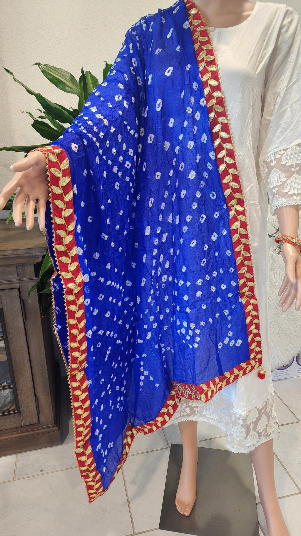 Bandhej Dupatta: Velvet Lace, Art Silk, Rajasthani Wedding Favor