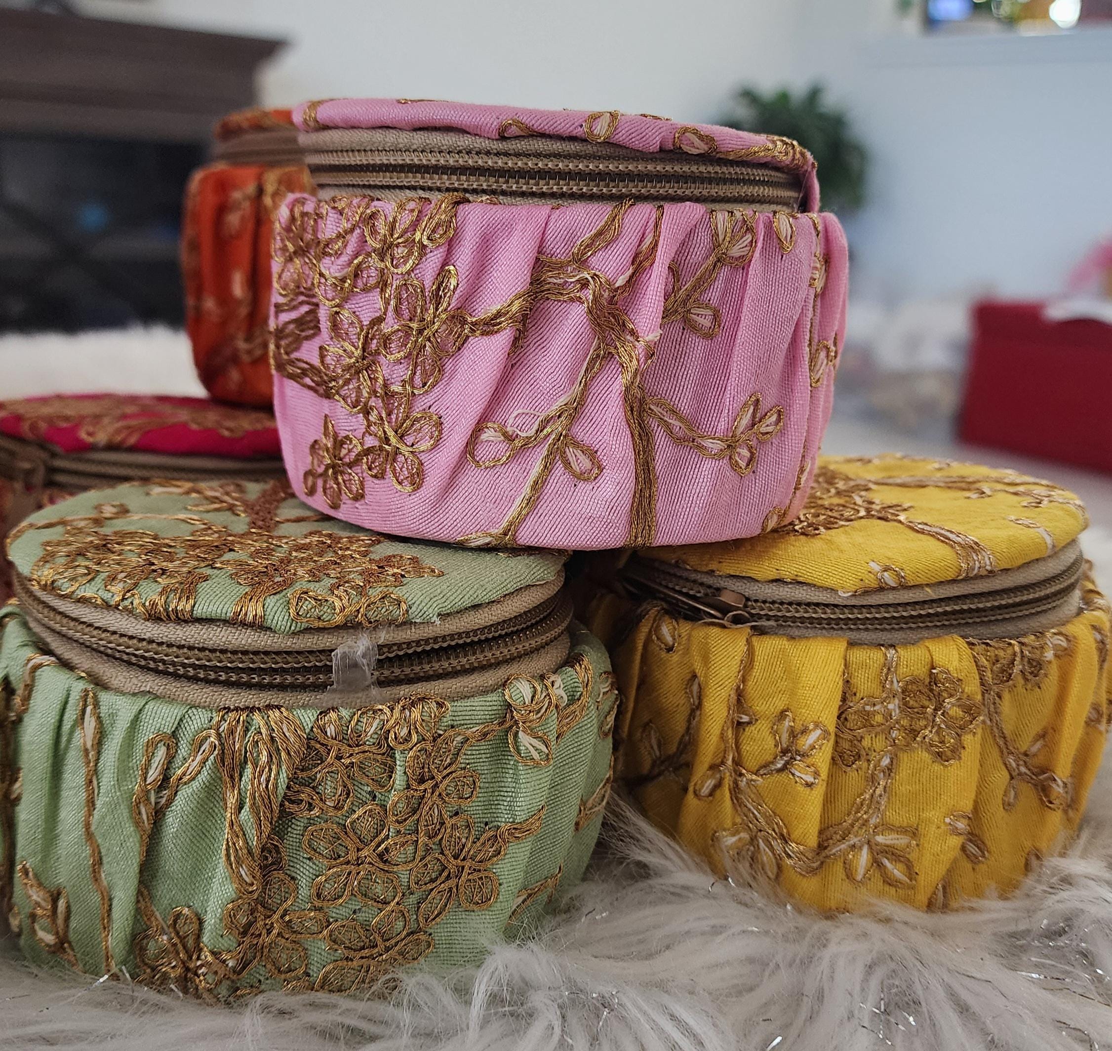 Embroidery Silk Bangle Boxes: Round Jewelry Organizer, Wedding Favor.