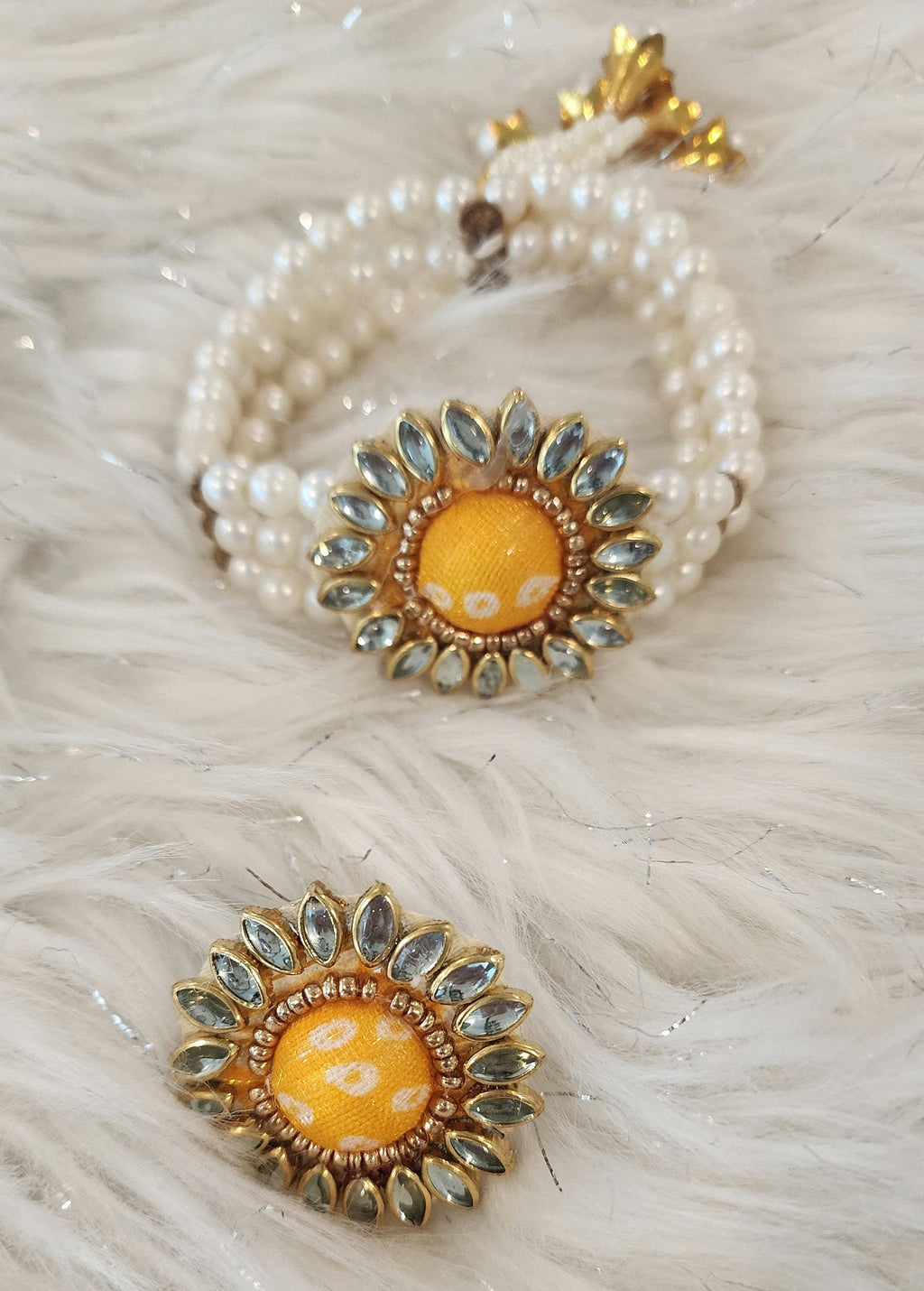 Bandhani Print Bracelet Ring Set: Sangeet Wedding Party Favors Navratri Gifts