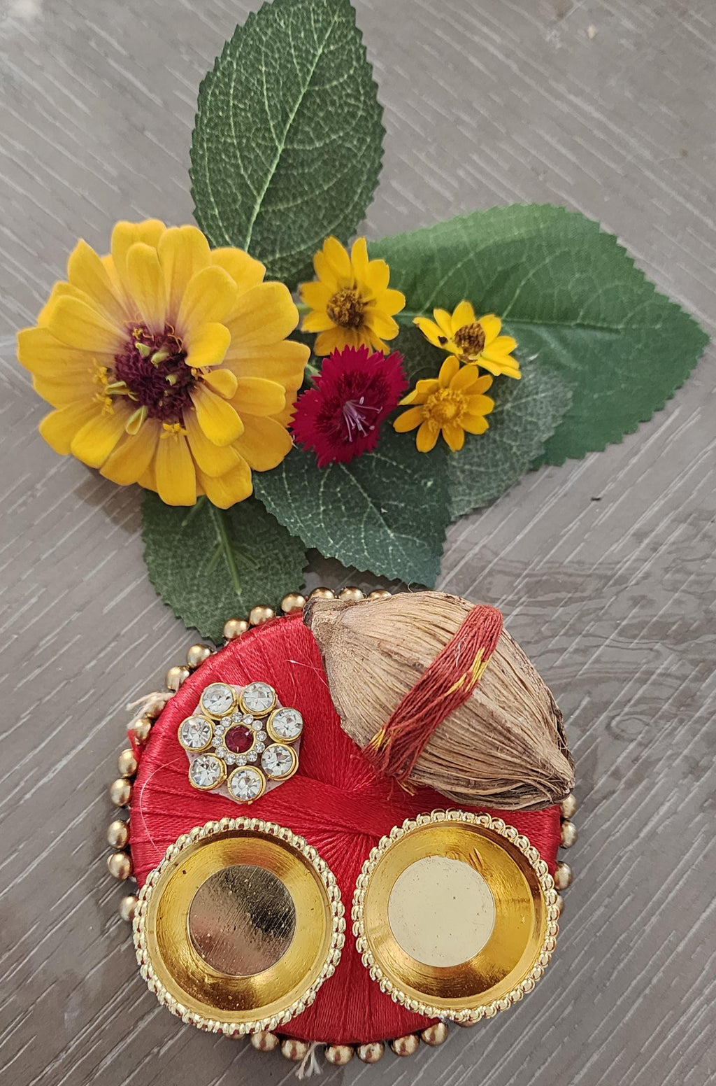 Handmade Haldi Kumkum Plate: Pooja Decor, Mehndi Favors